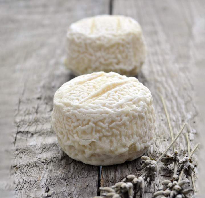 Fromages au lait cru et pasteurisé Brie-Comte-Robert